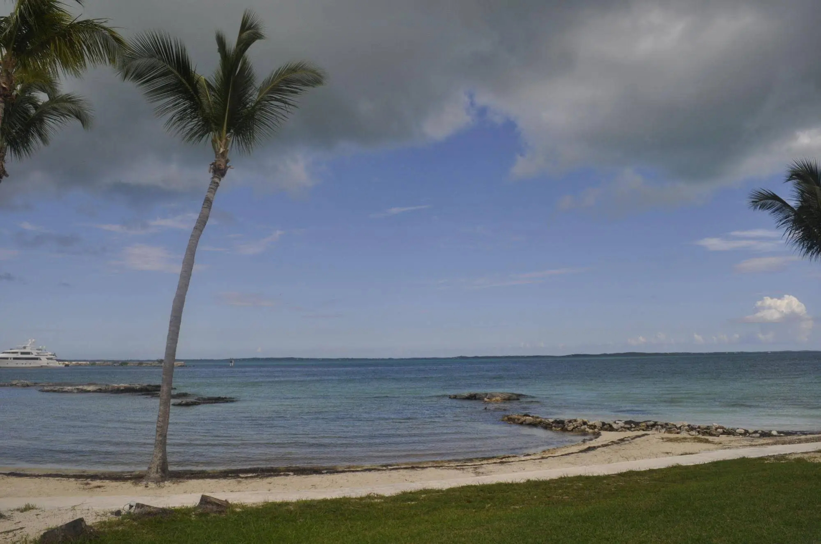 Abaco Getaway by Living Easy Abaco