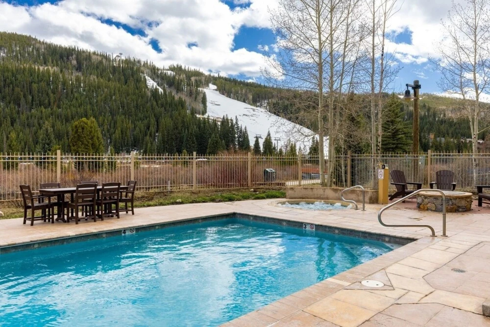 2348 Red Hawk Townhomes 3 Bedroom Condo by RedAwning