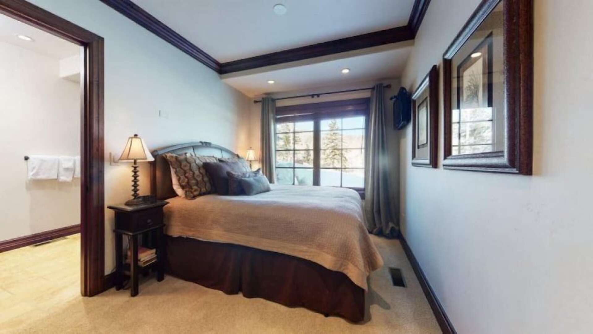 Ski-In, Ski-Out 4 Bedroom Luxury Townhome in Snowmass Village