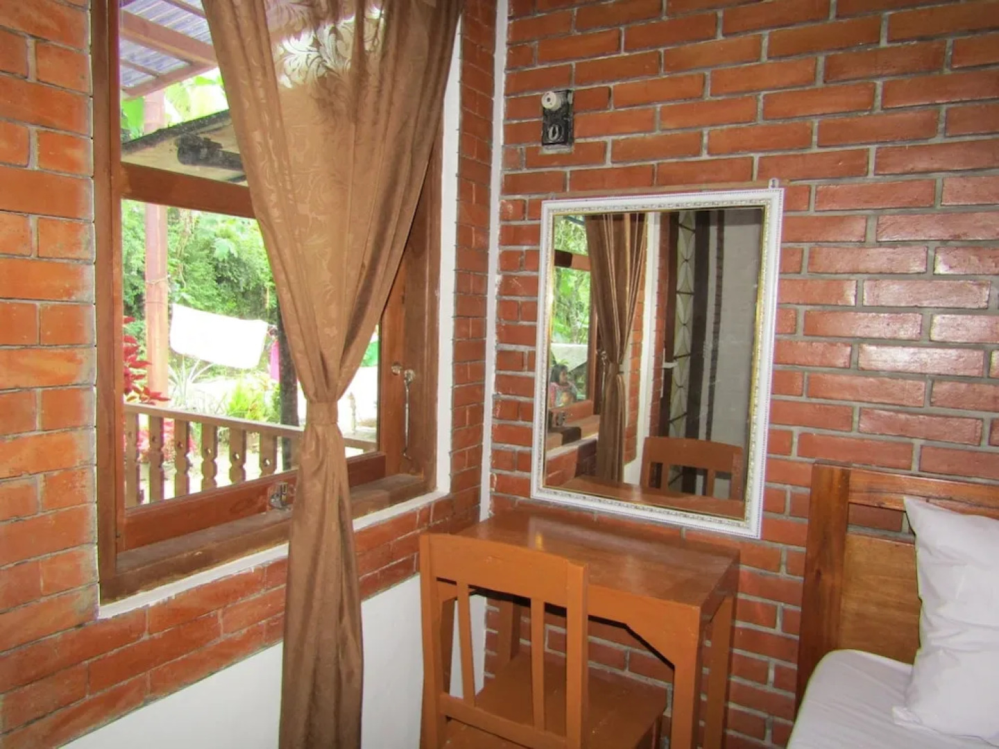 Penginapan Udin Syariah Bukit Rhema by Zuzu