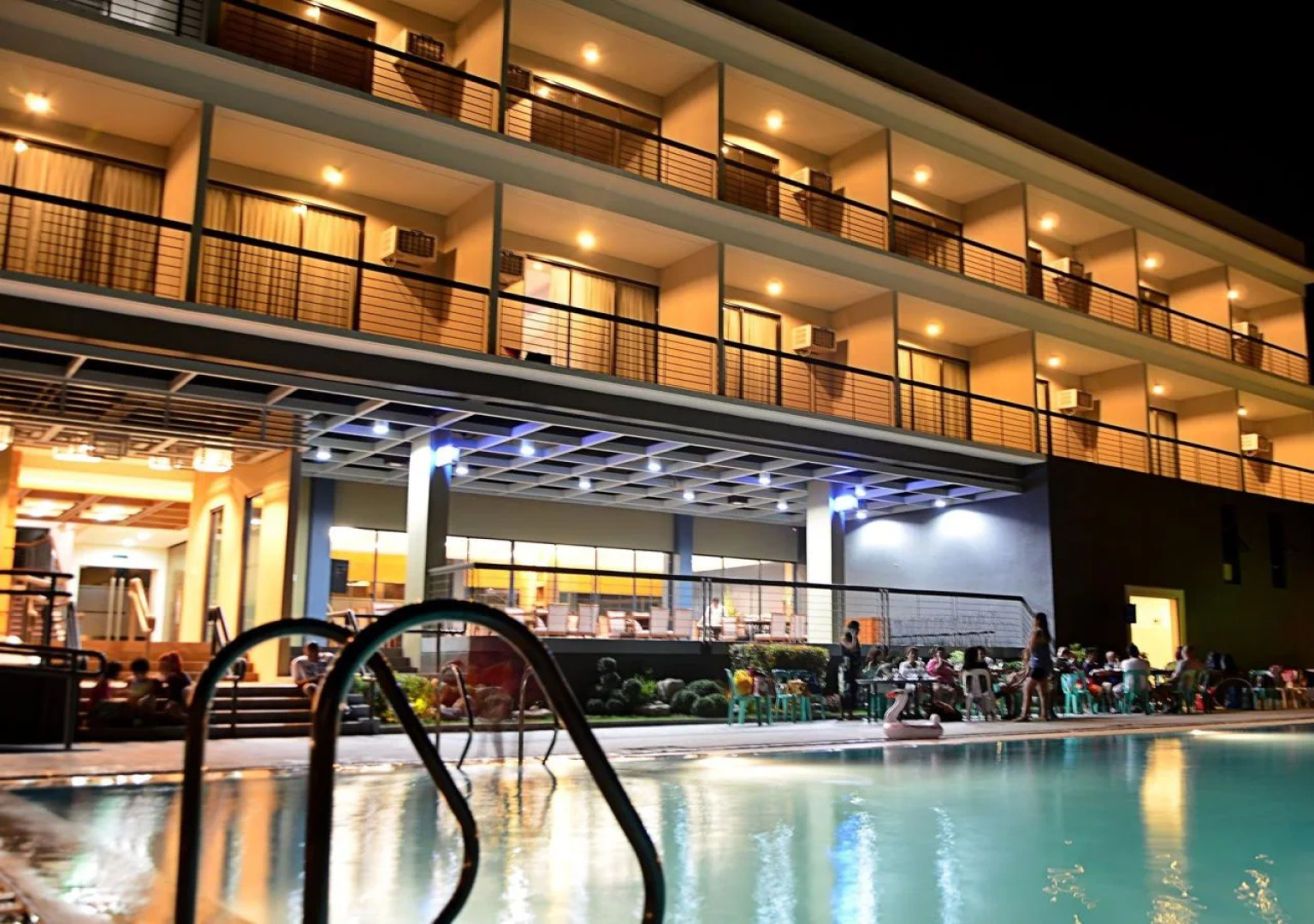 Rivermount Hotel and Resort