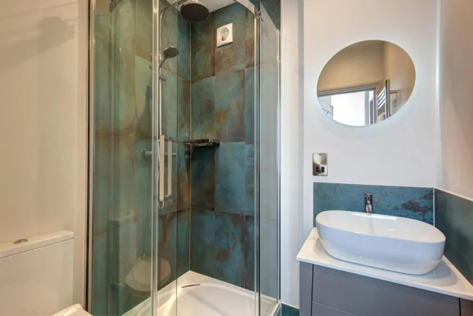 The Railway Hotel by Barefoot Retreats