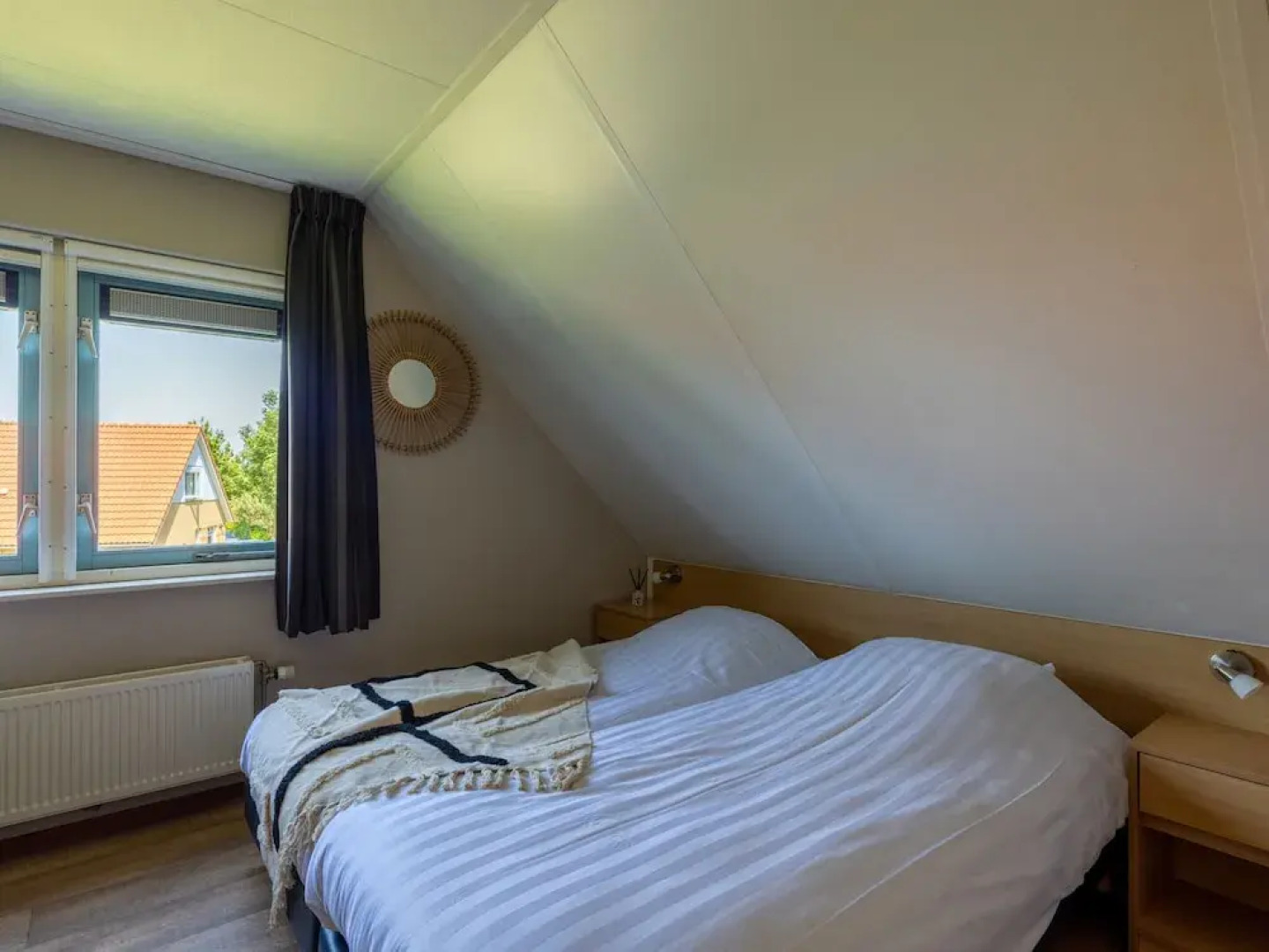 Beautiful House With Dishwasher and Sauna, 19 km From Hoorn