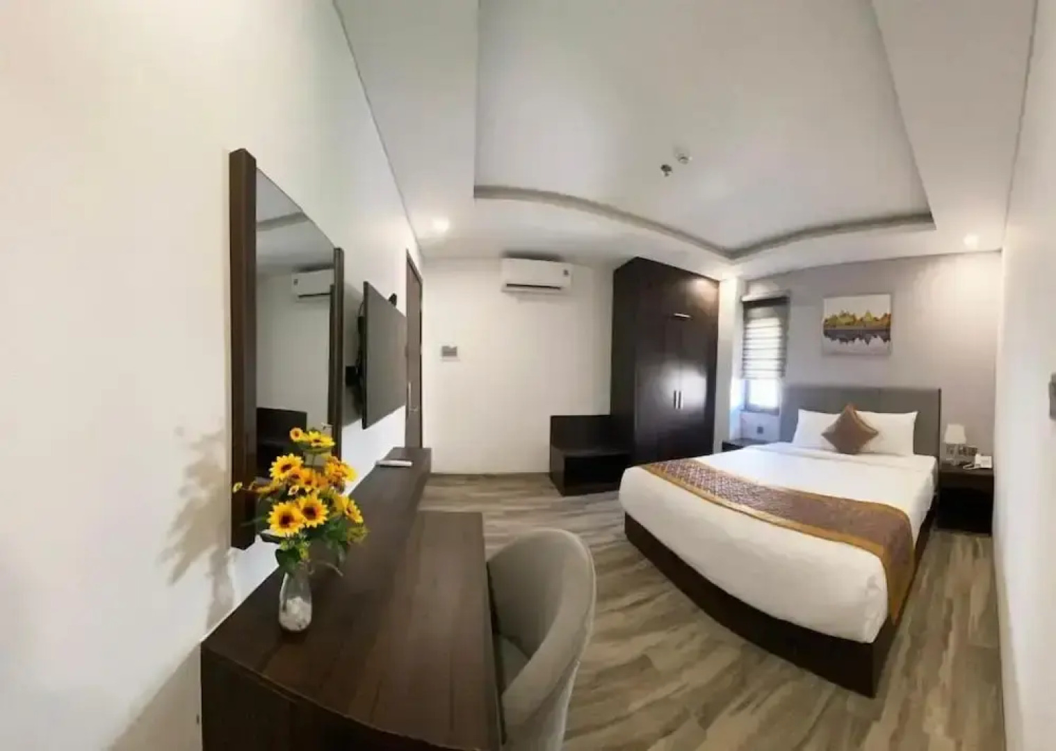 SWEDEN Hotel and Apartment