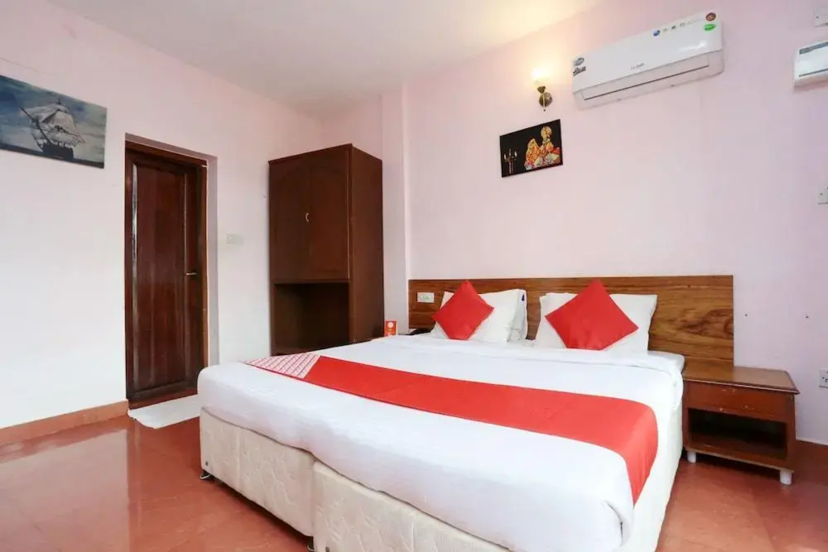 OYO 2567 Park International