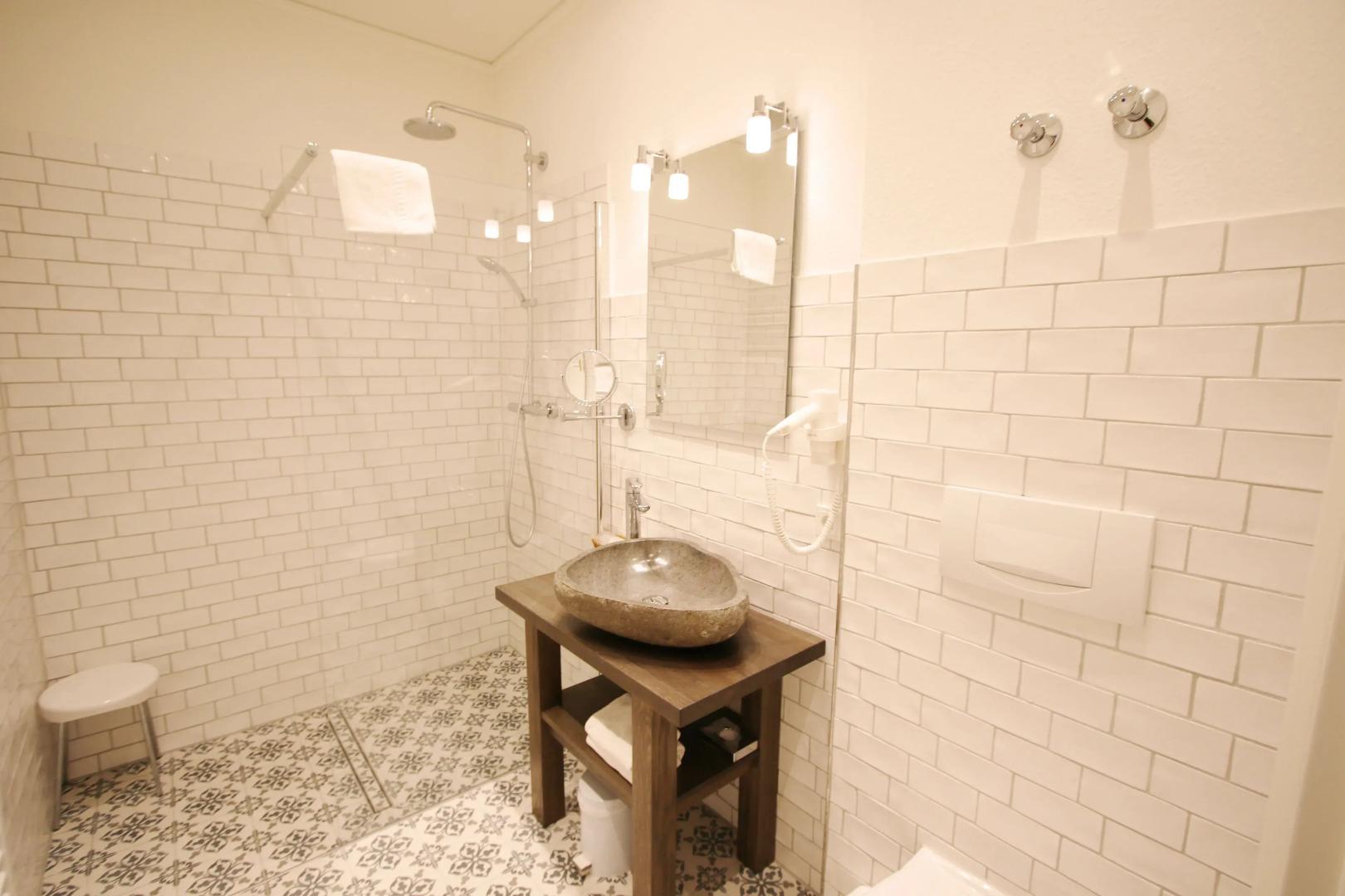 Hotel Am Kaponier GmbH