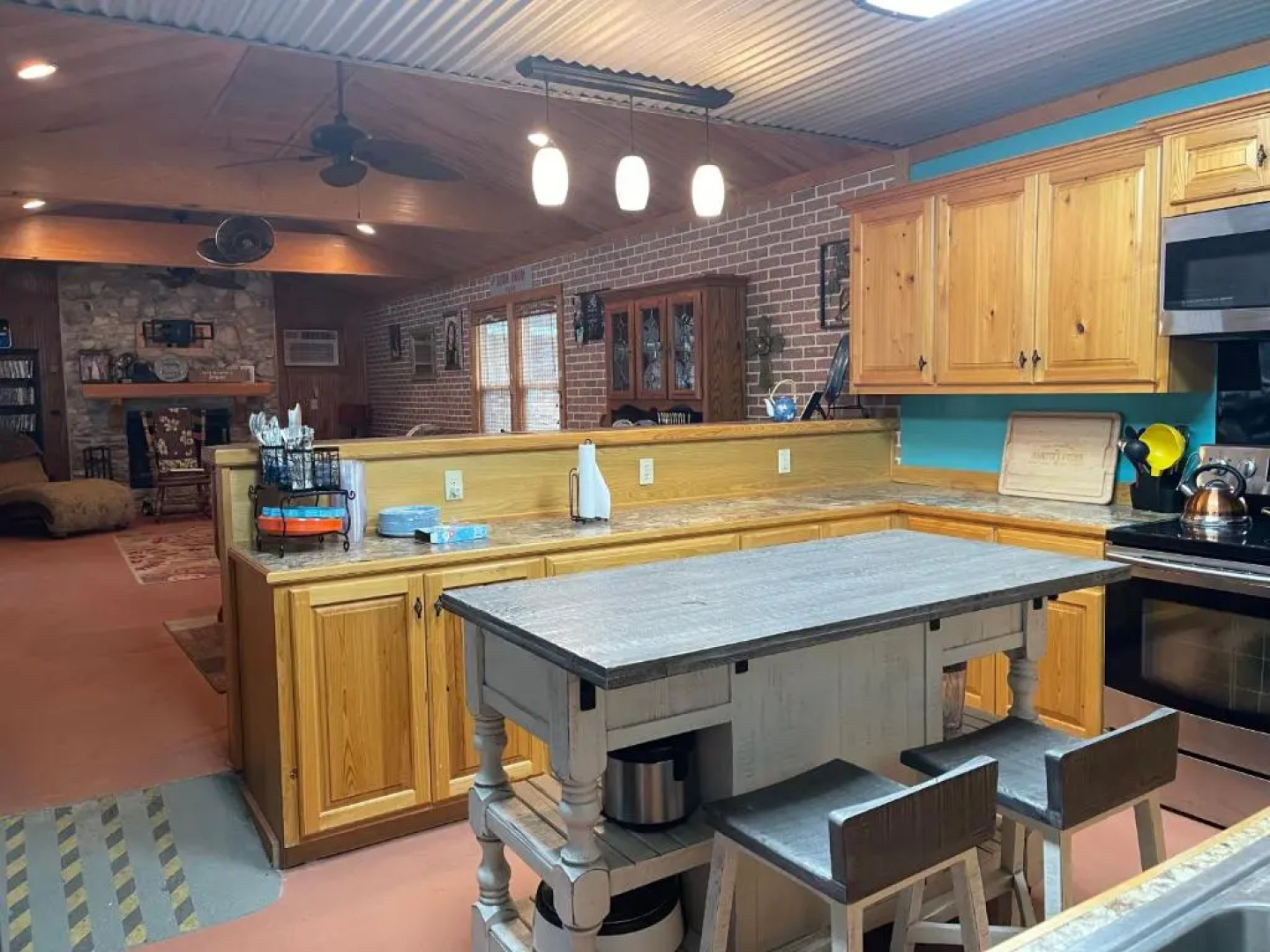 Amy’s Poolside Retreat