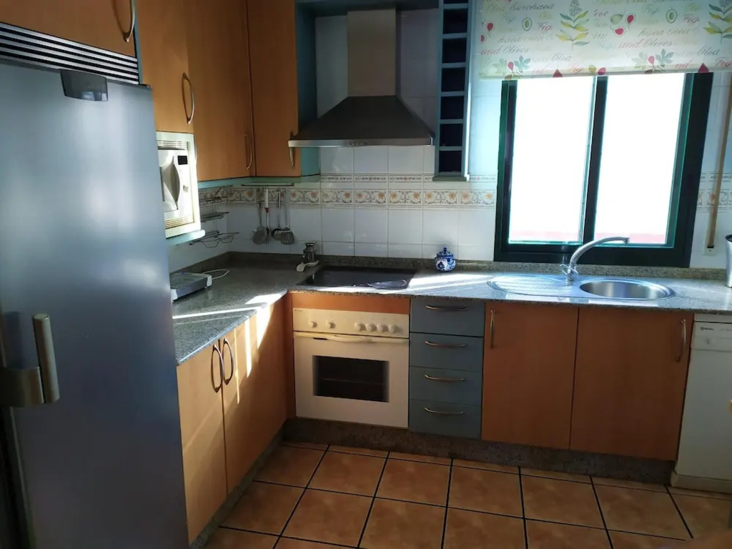 House With 3 Bedrooms in Pontevedra, With Enclosed Garden Near the Beach