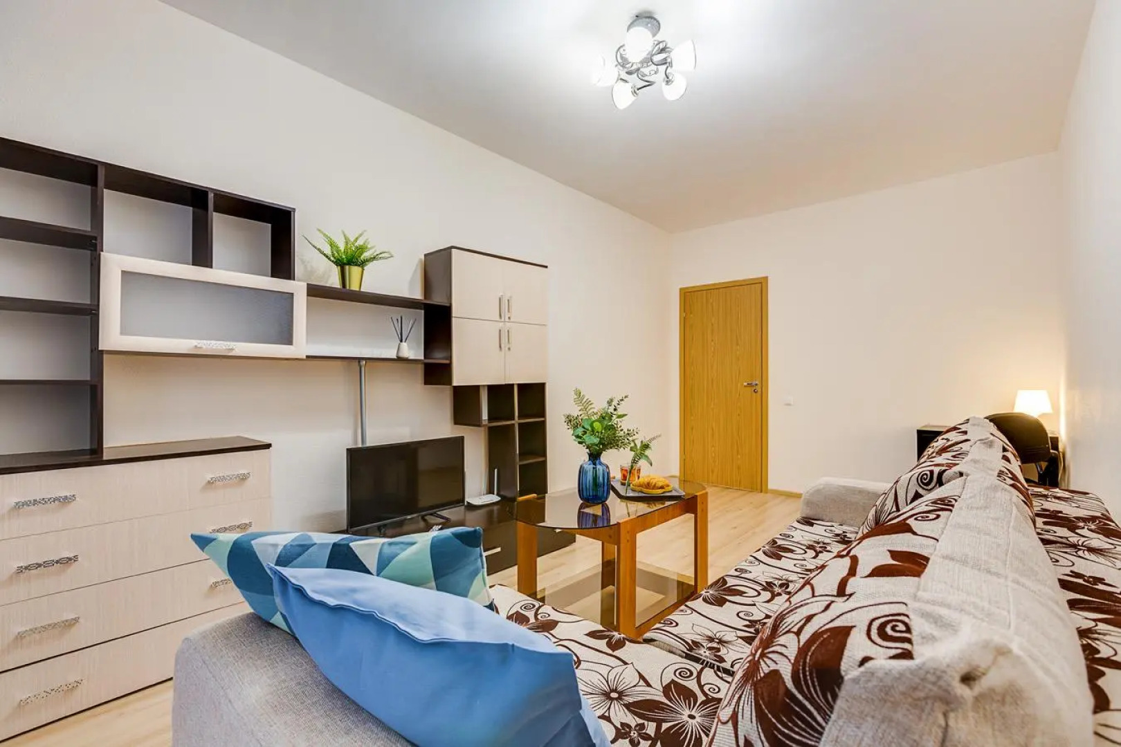 LikeHomeAparts (ЛайкХоумАпартс) на улице Столичная 14