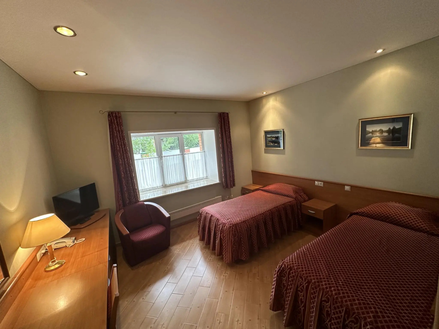 Гостиный двор Евгения