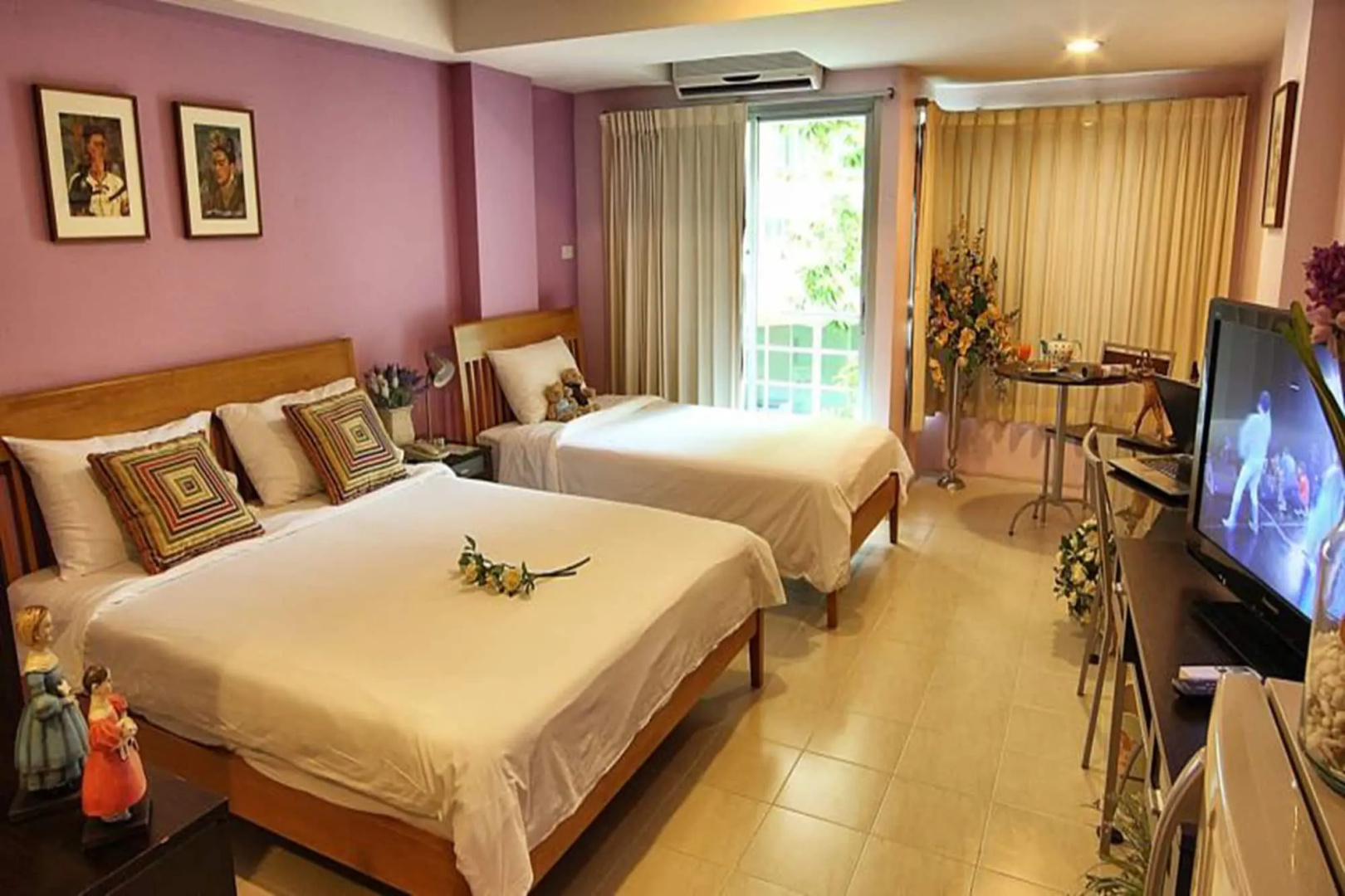 Caza V1 Serviced Apartment