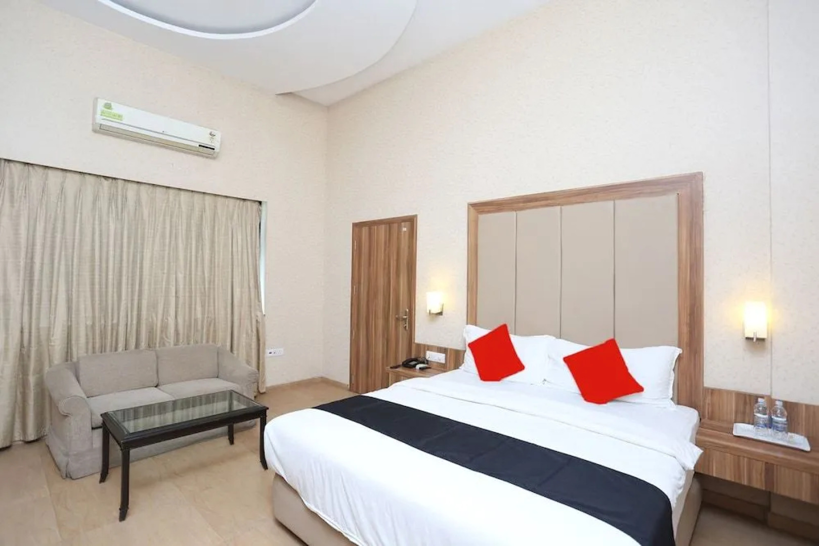 Capital O 45308 Hotel Highway