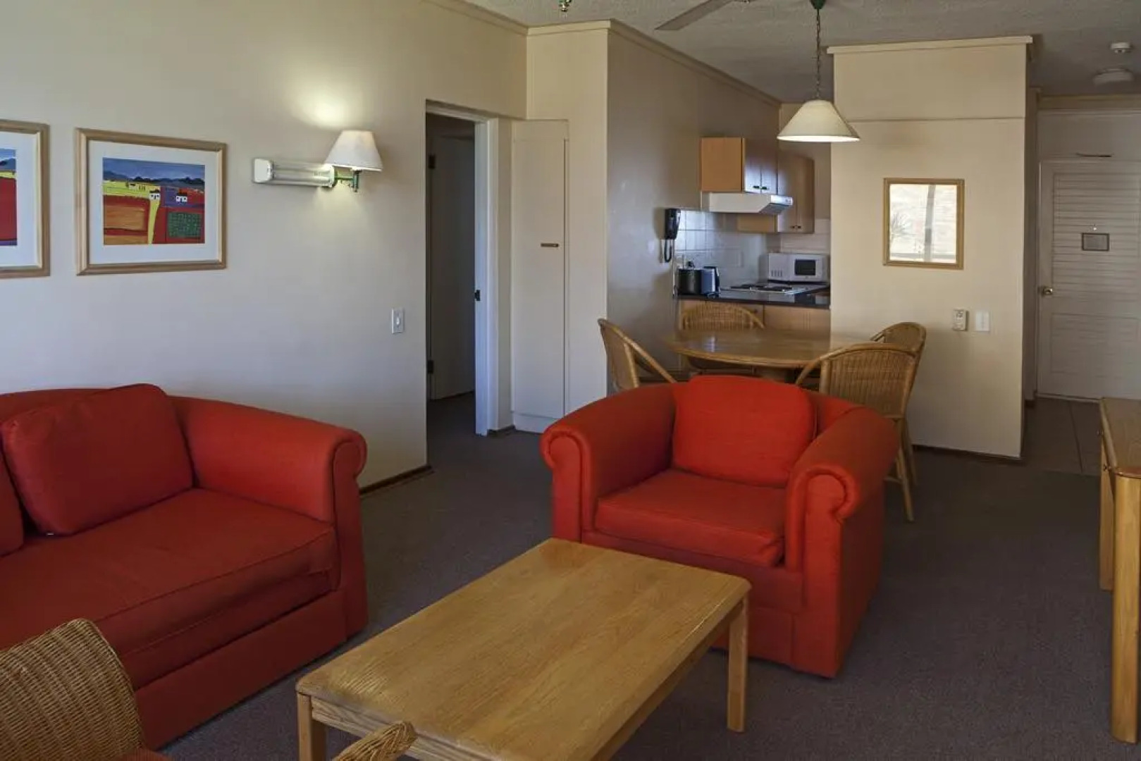 First Group Brookes Hill Suites