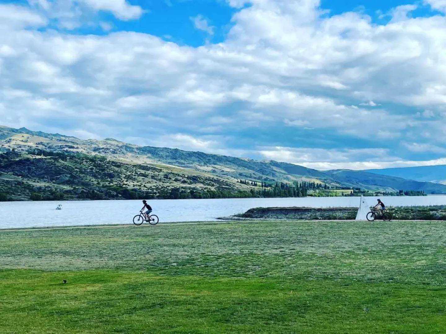 Pisa House Lakefront Boutique B&B