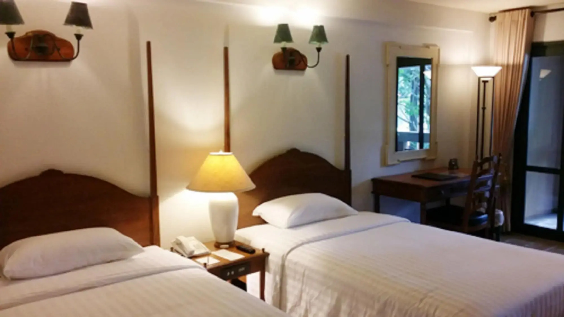 Lake View Resort & Golf Club