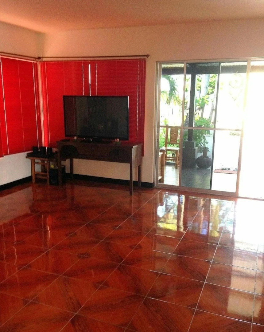 Micky Santoro Beach House