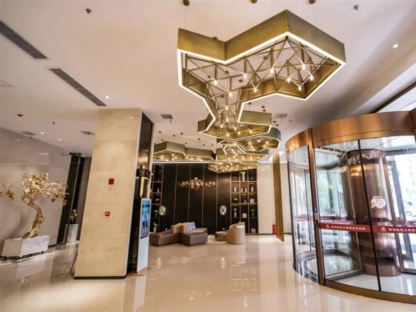 Jun Yi Kai Yue Hotel