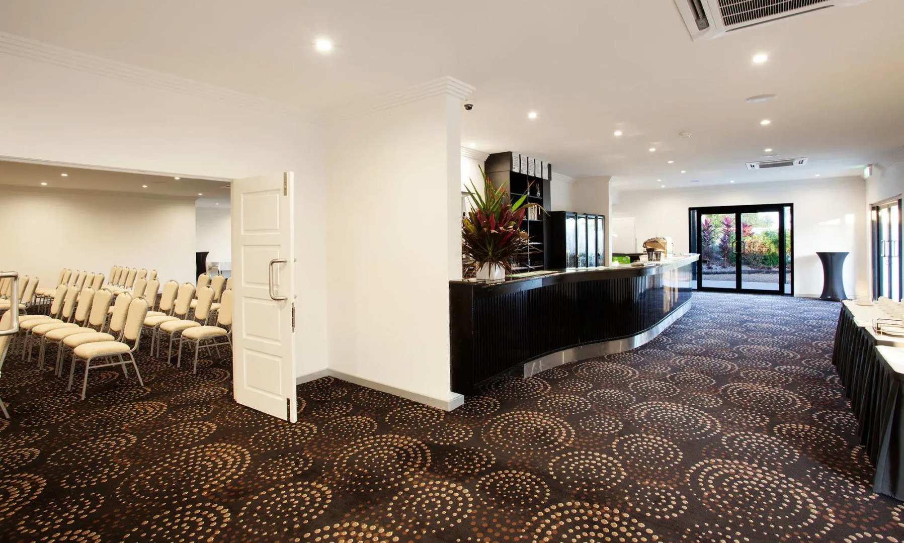 Nightelier Mission Beach