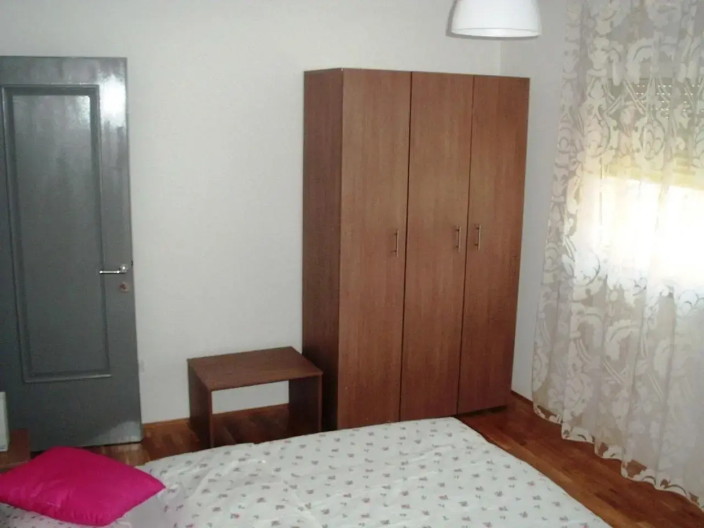 Apartments Jakov