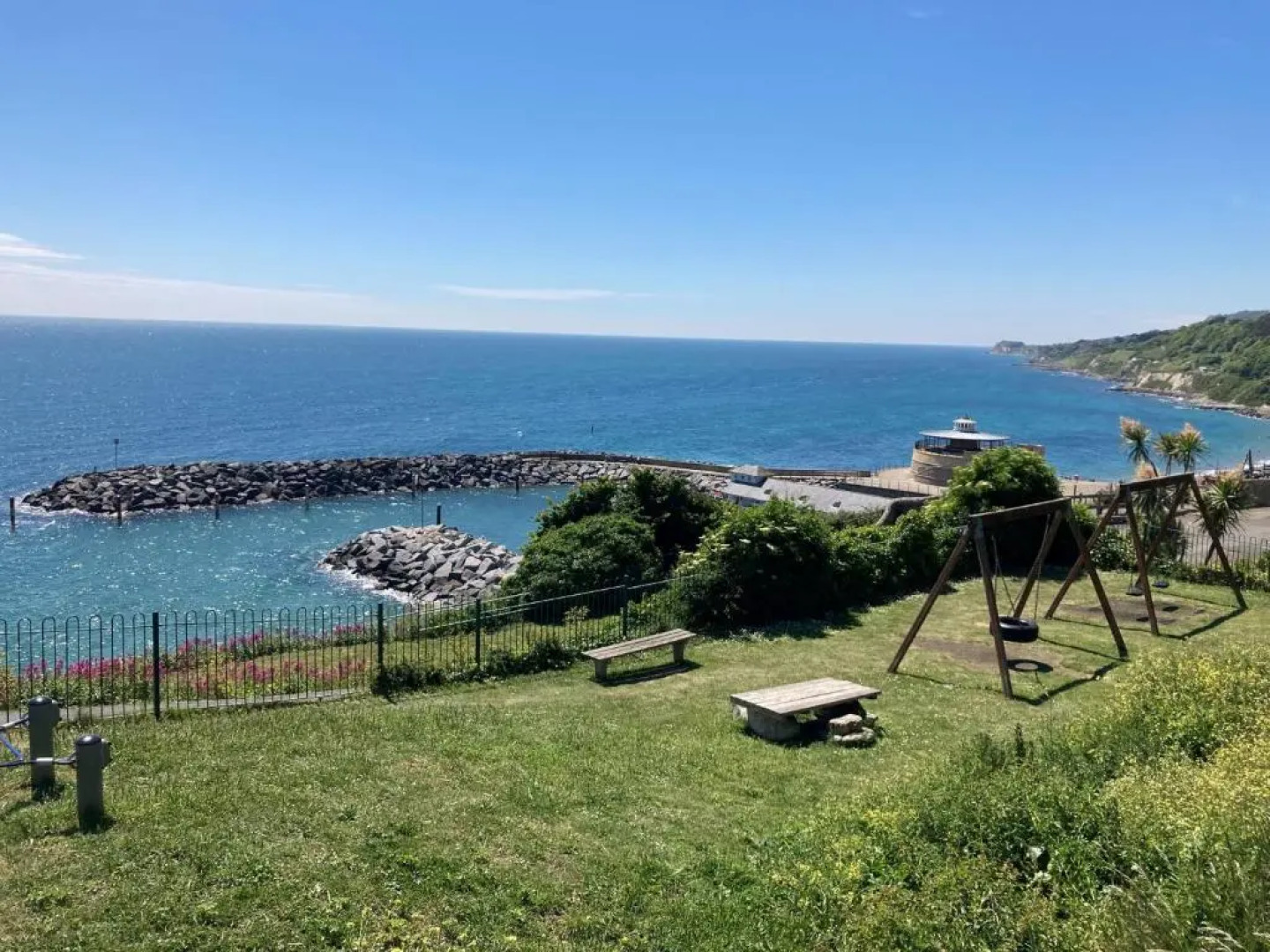 Flat 2, 1 Alexandra Gardens - Pet friendly