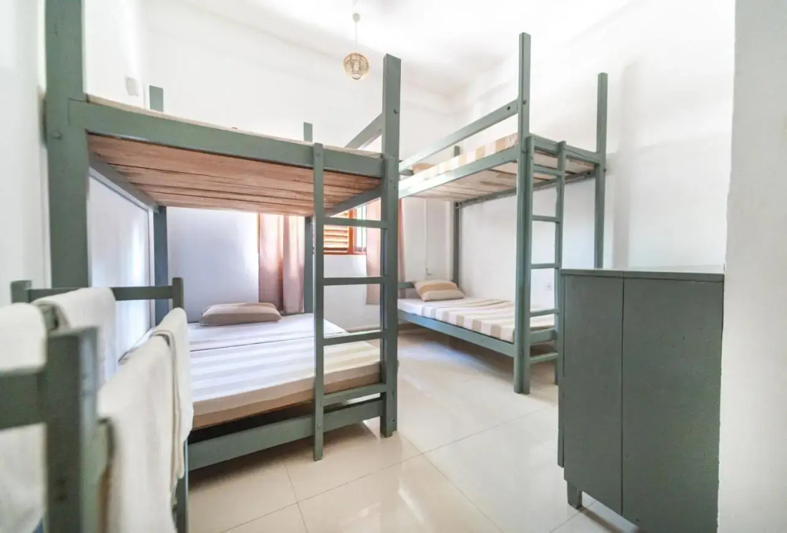 Chandima Beach Waver