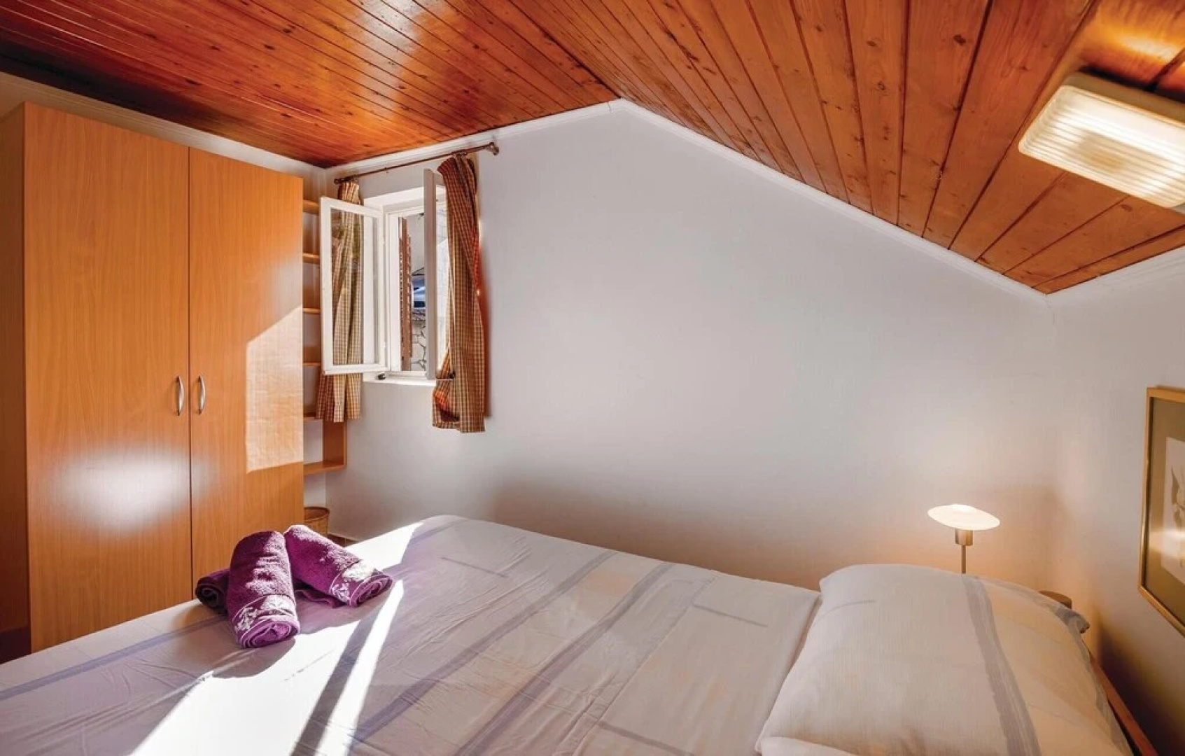 Beautiful Home in Njivice With Wifi and 2 Bedrooms