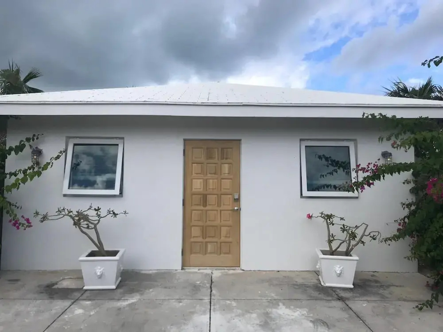 Seven Palms 7 Bedroom Home