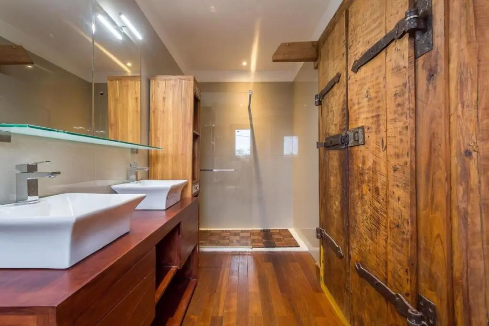 Maison 10min de Lyon - Piscine et Parking