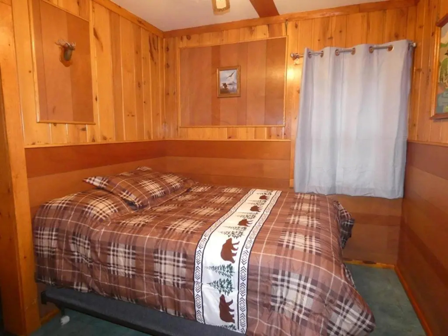 Old Stoney's, Walleye