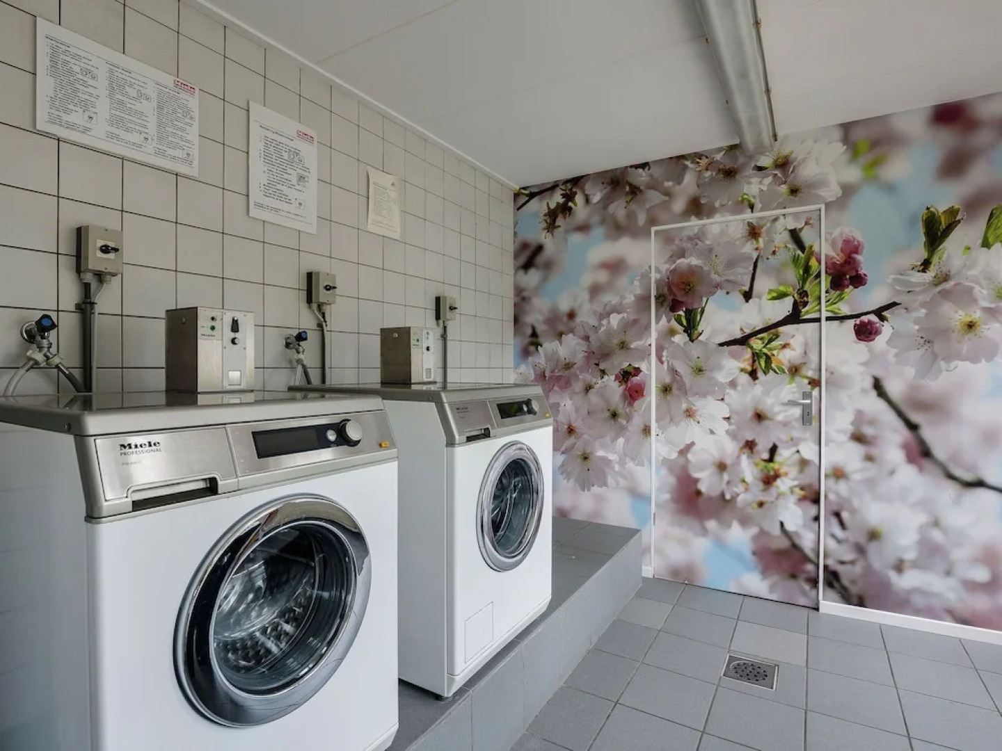 Cozy Bungalow in Harderwijk With a Shared Pool