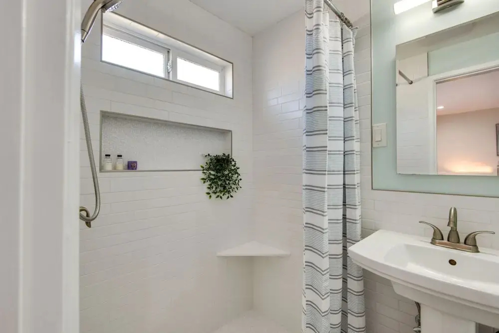 Cozy Simi Valley Studio < 10 Mi to Hiking & Golf