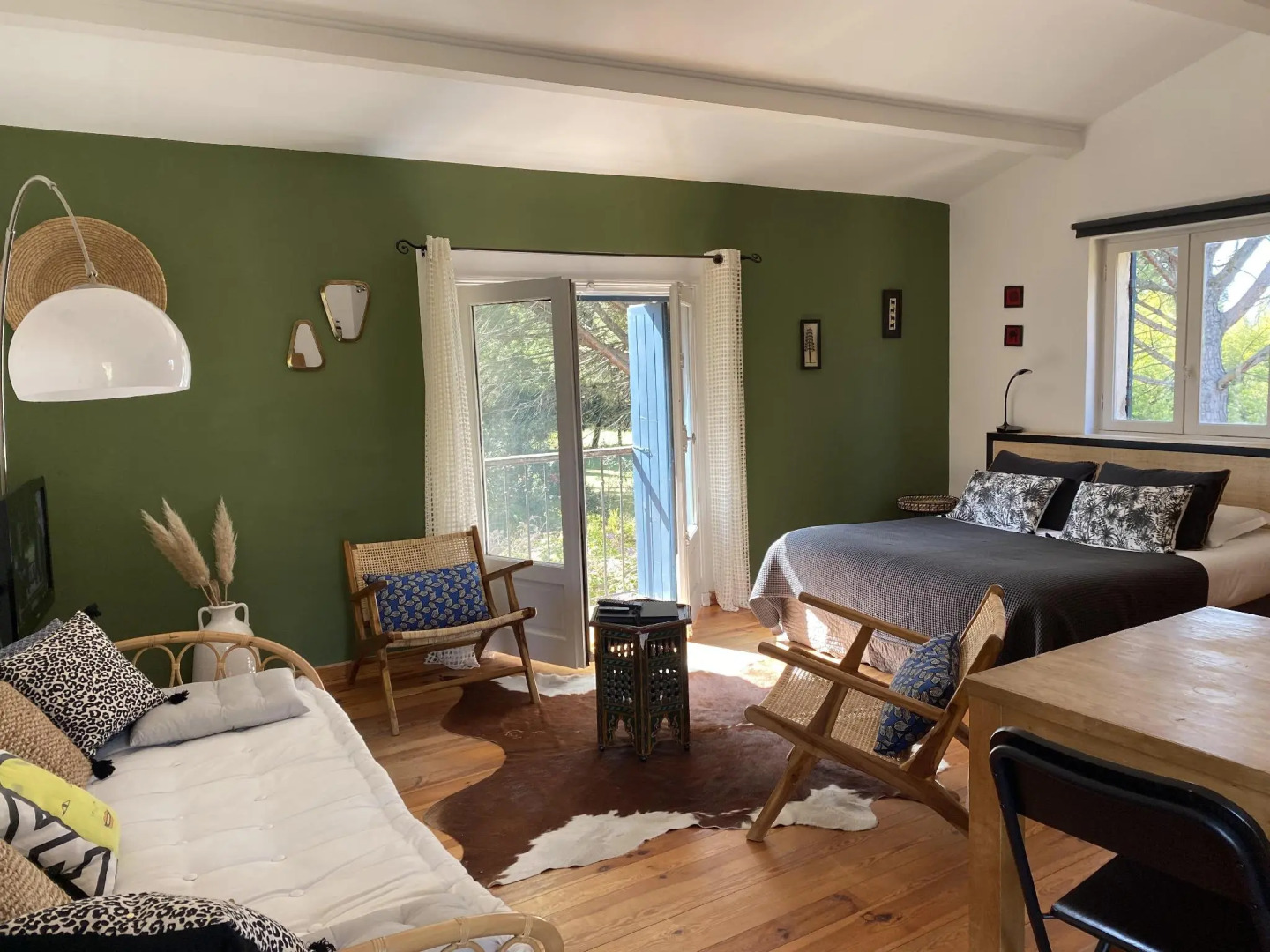 Mas la Pauline Gîtes de charme & roulotte