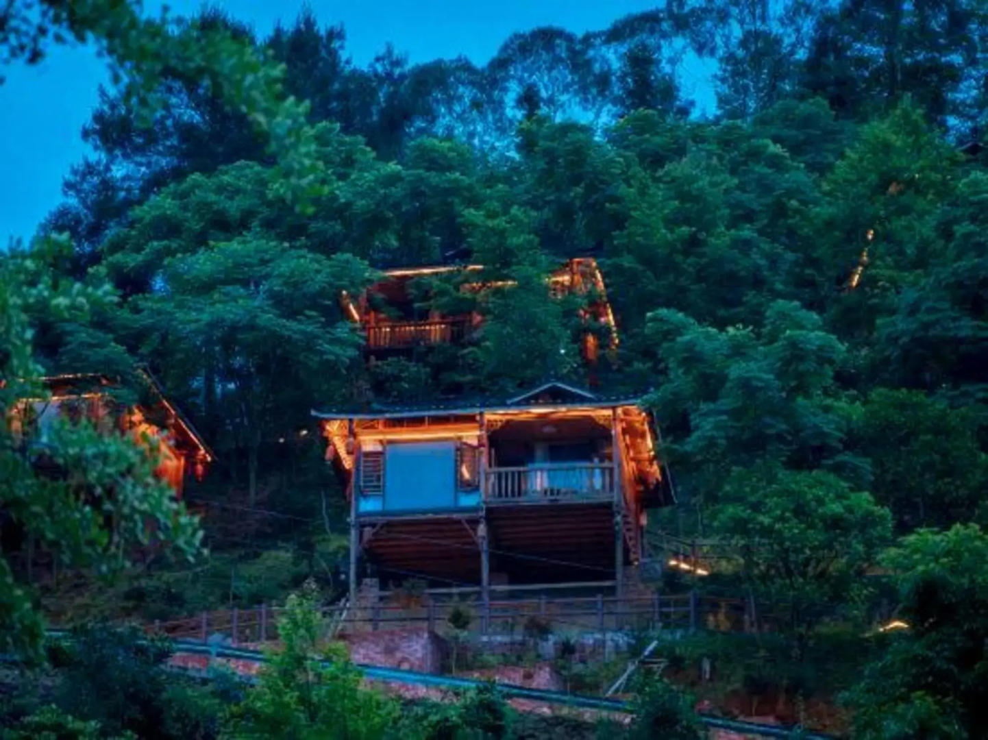 Guyun Langqiao Holiday Hotel