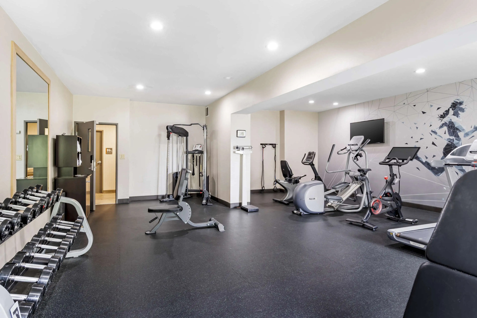 Best Western Plus Bourbonnais Hotel & Suites