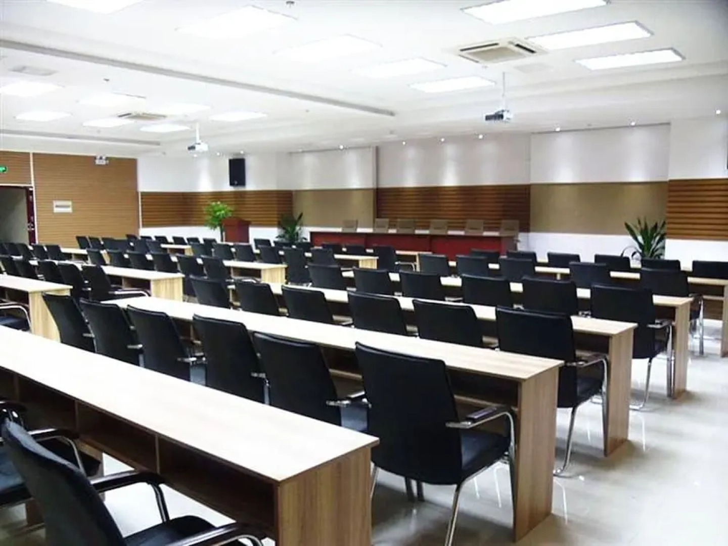 GreenTree Inn Bengbu Longhu Express Hotel