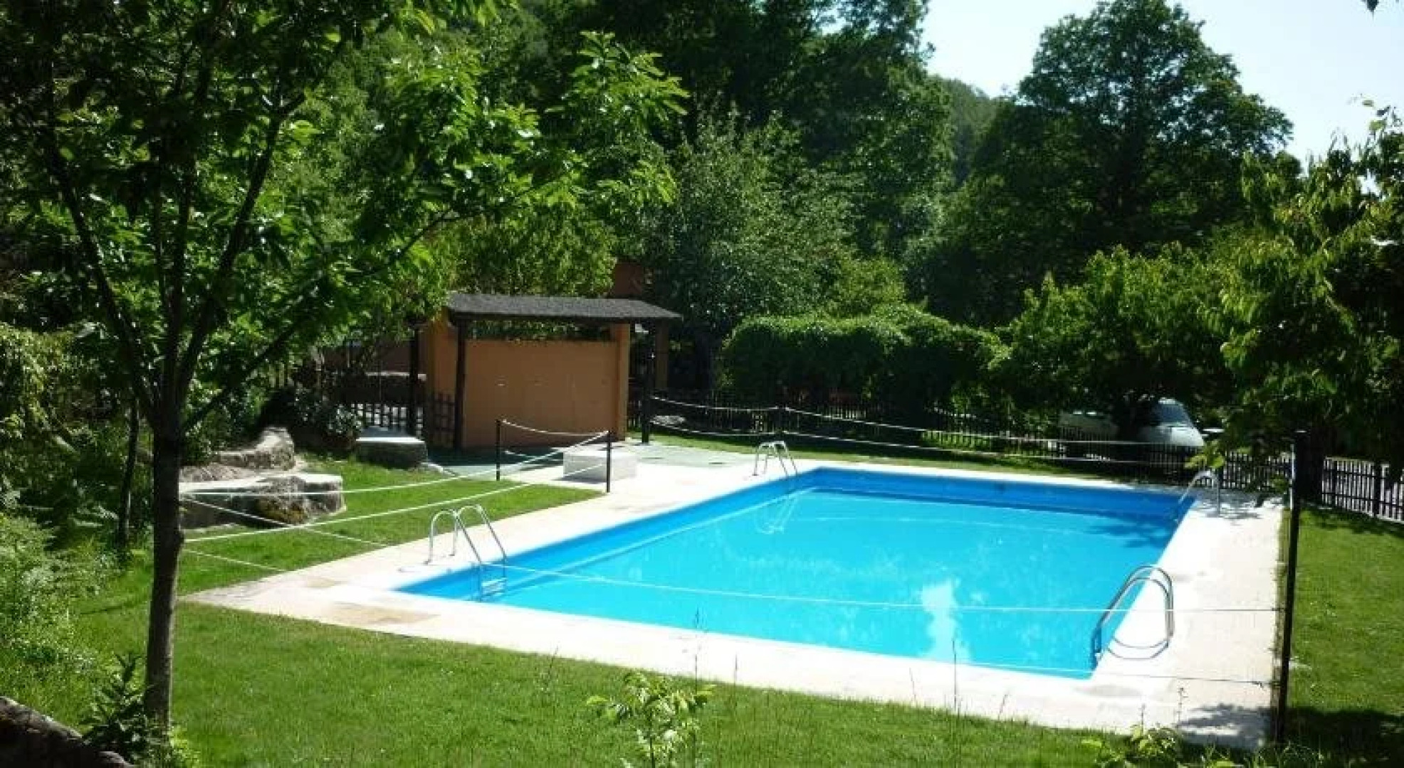 Albergue Turistico Valle del Ambroz