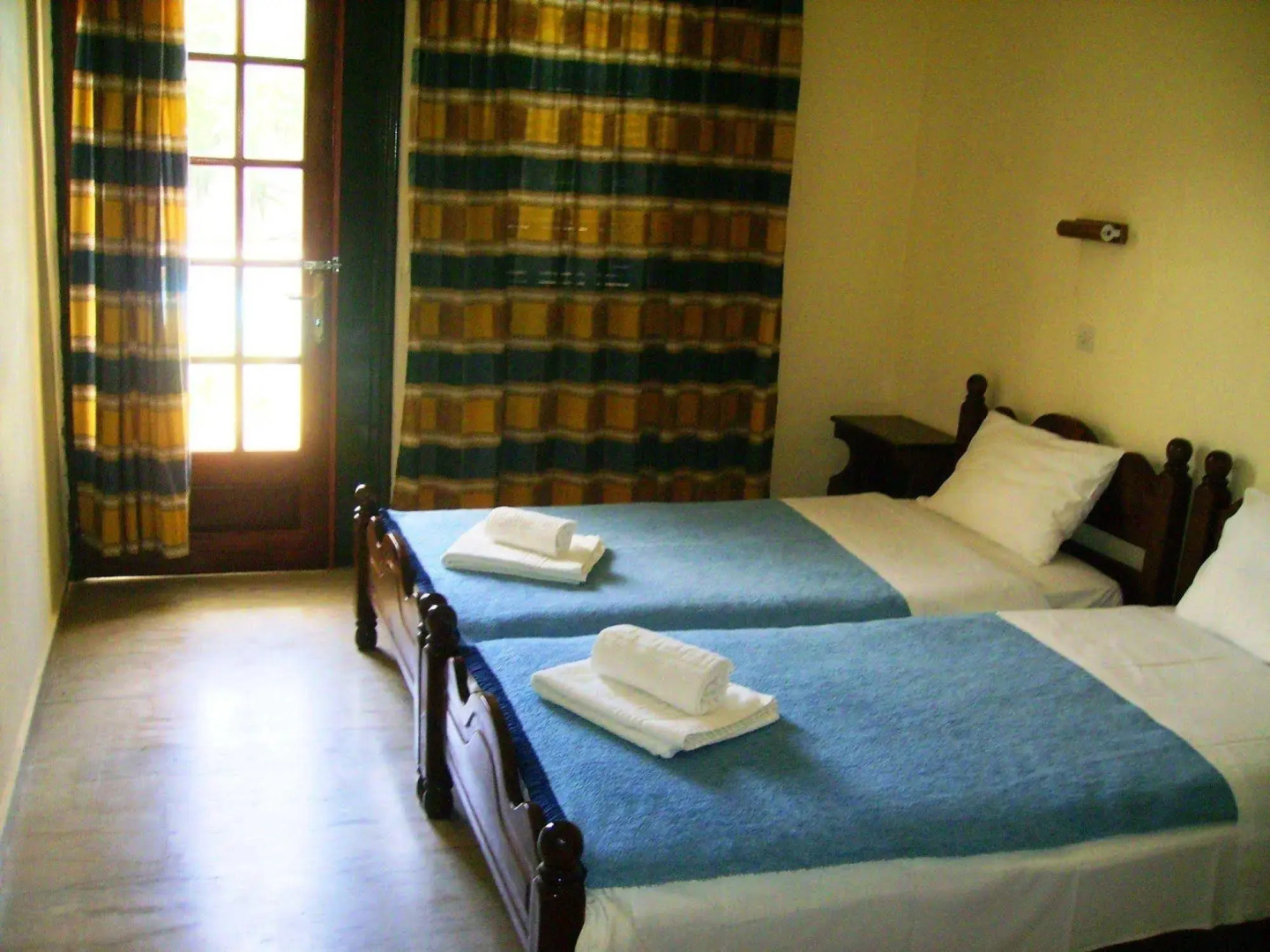 Flamingo Apartments Moraitika Corfu