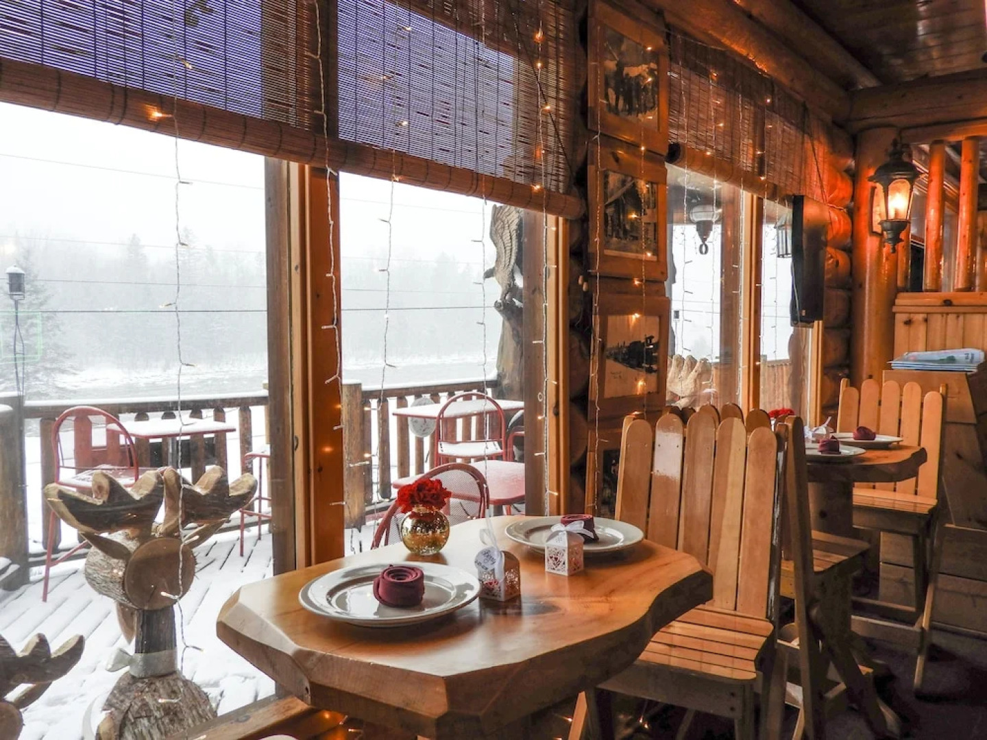 Hawks Nest Lodge And Restaurant