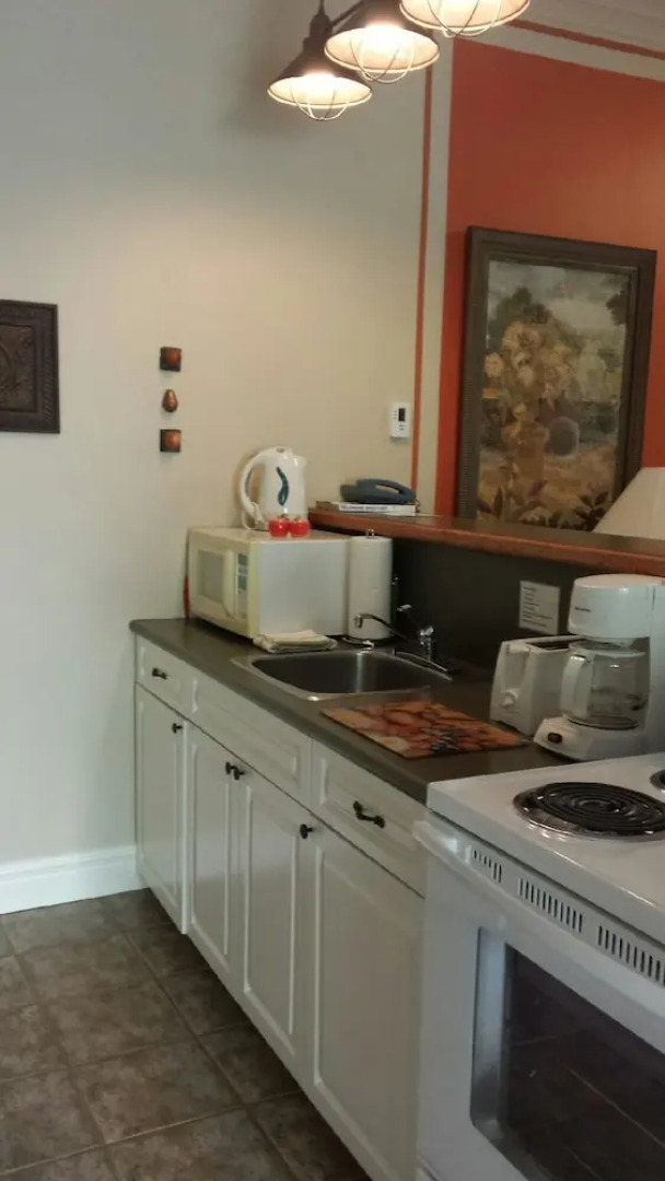 St. Vincent Row Suites