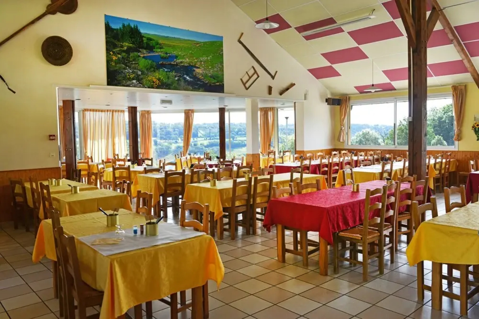 Azureva Brommat En Carladez