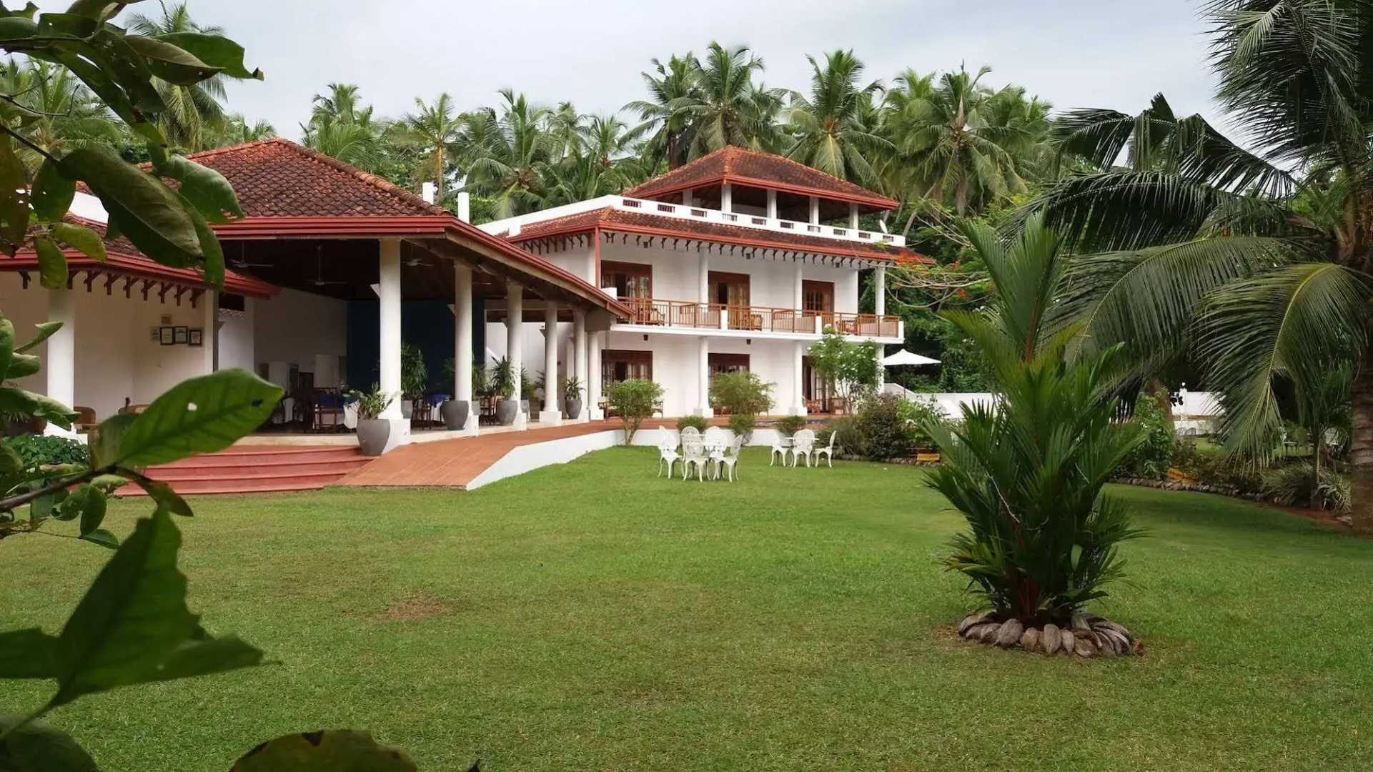 Waterside Bentota