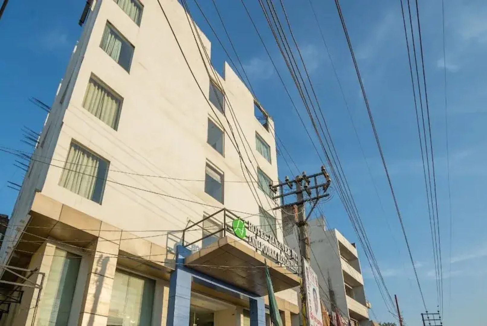 Hotel Janhvi International