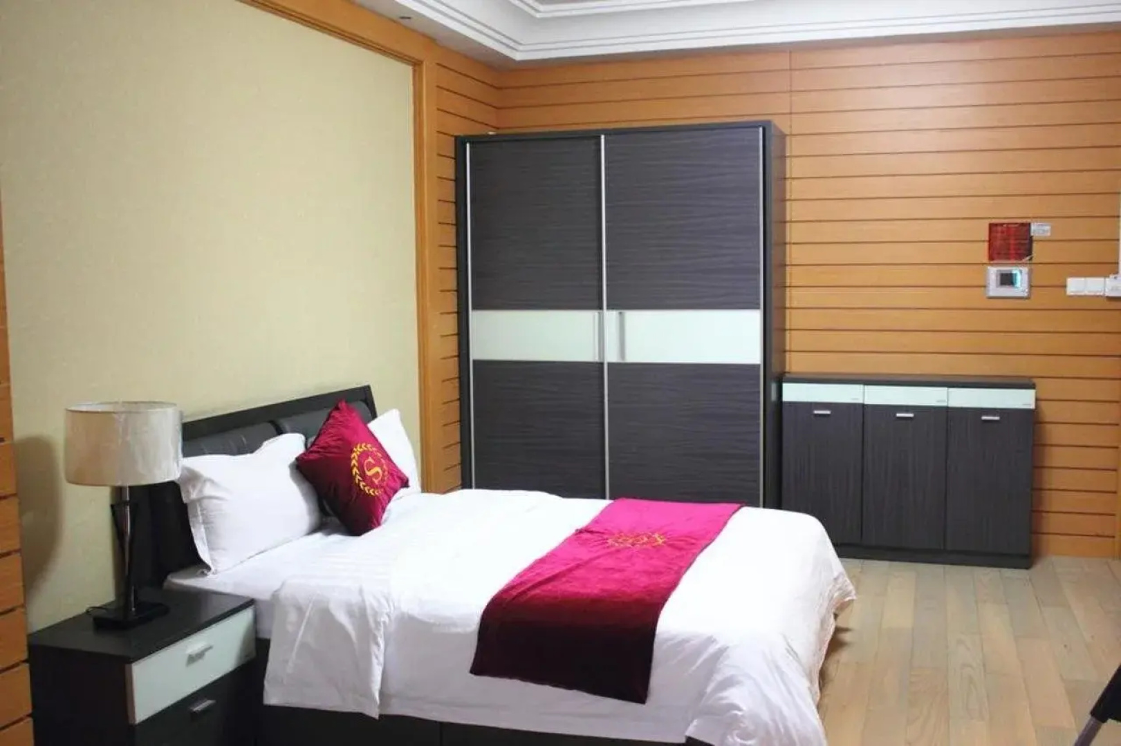 She & He Service Apartment - Huifeng