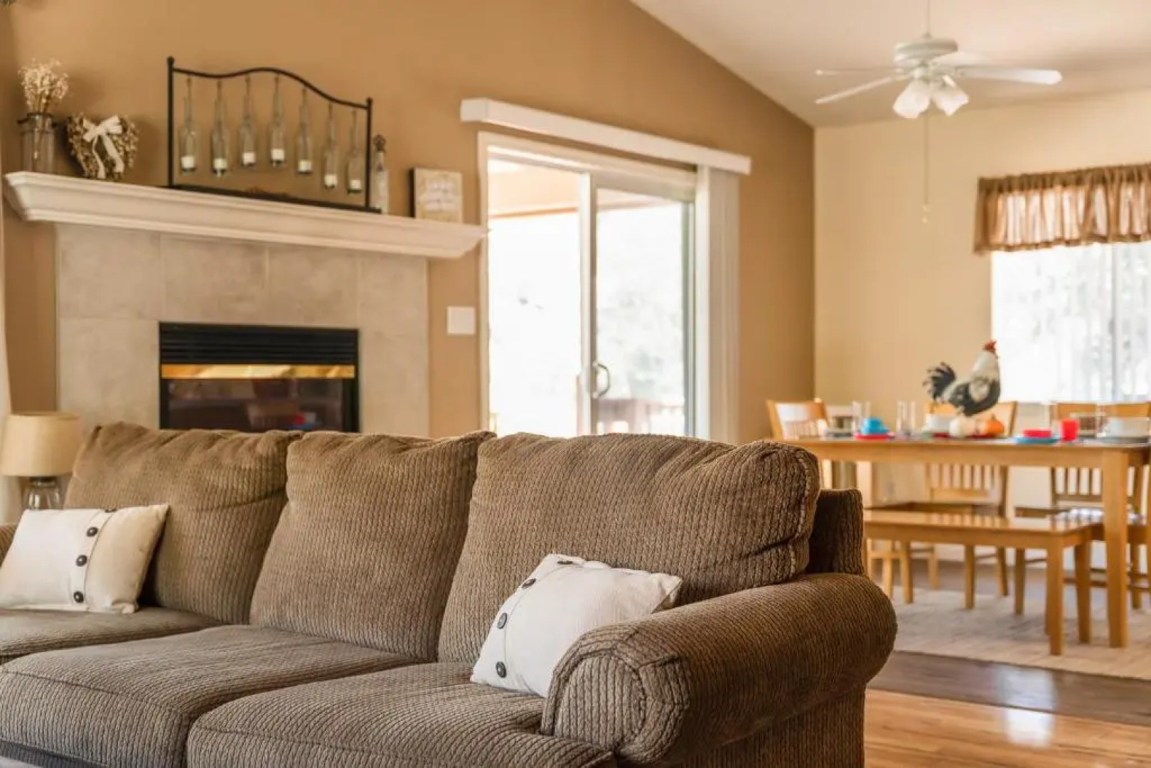 Cozy Family House + Full Game Room