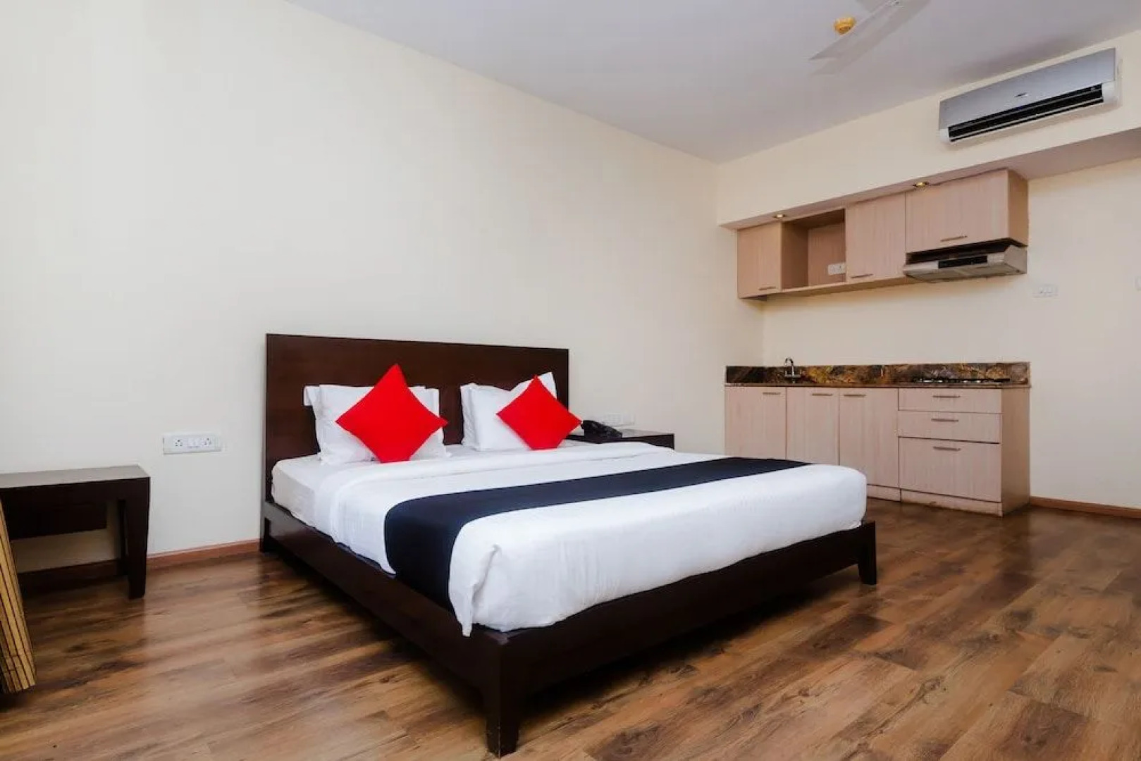 Capital O 35403 Discover Resorts