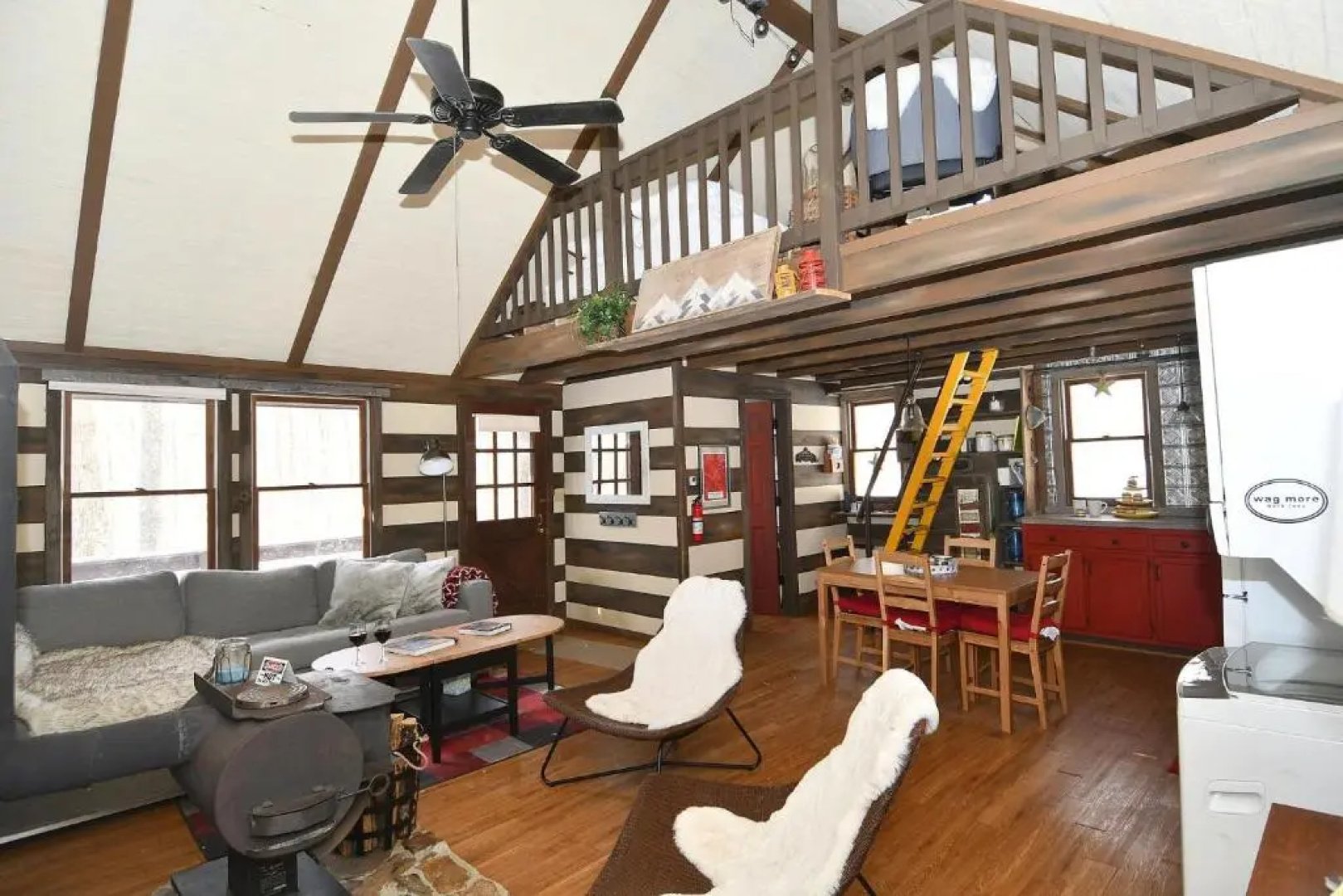 River Walk Cottage - Romantic Escape