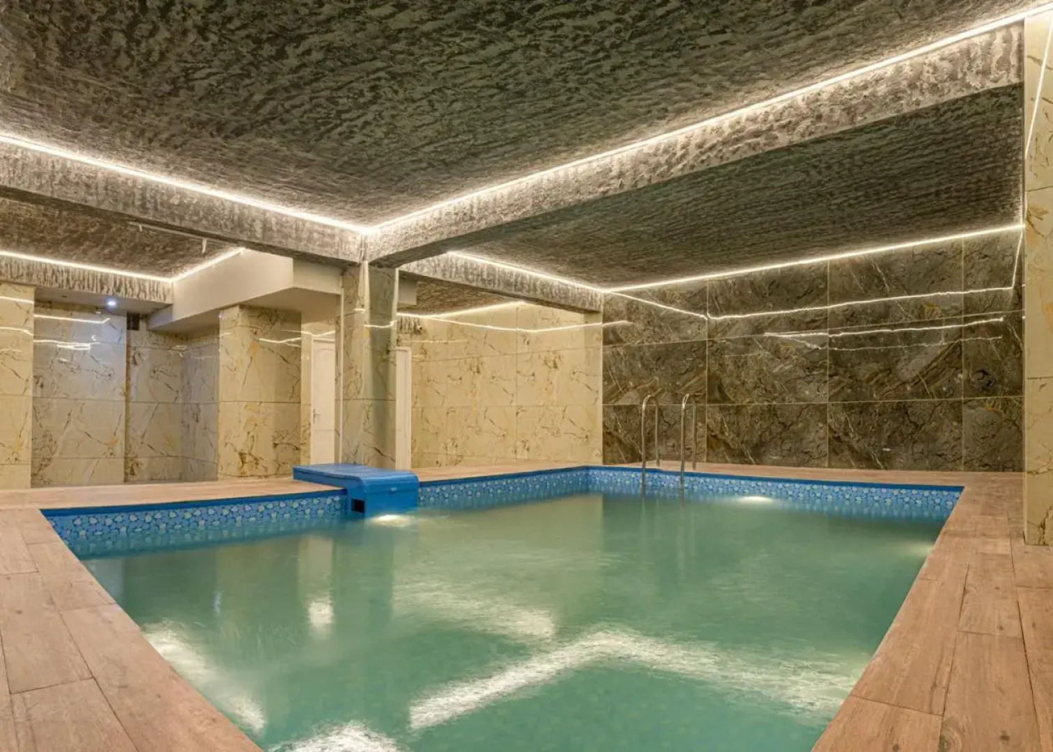 Hotel Sukh Sagar Regency