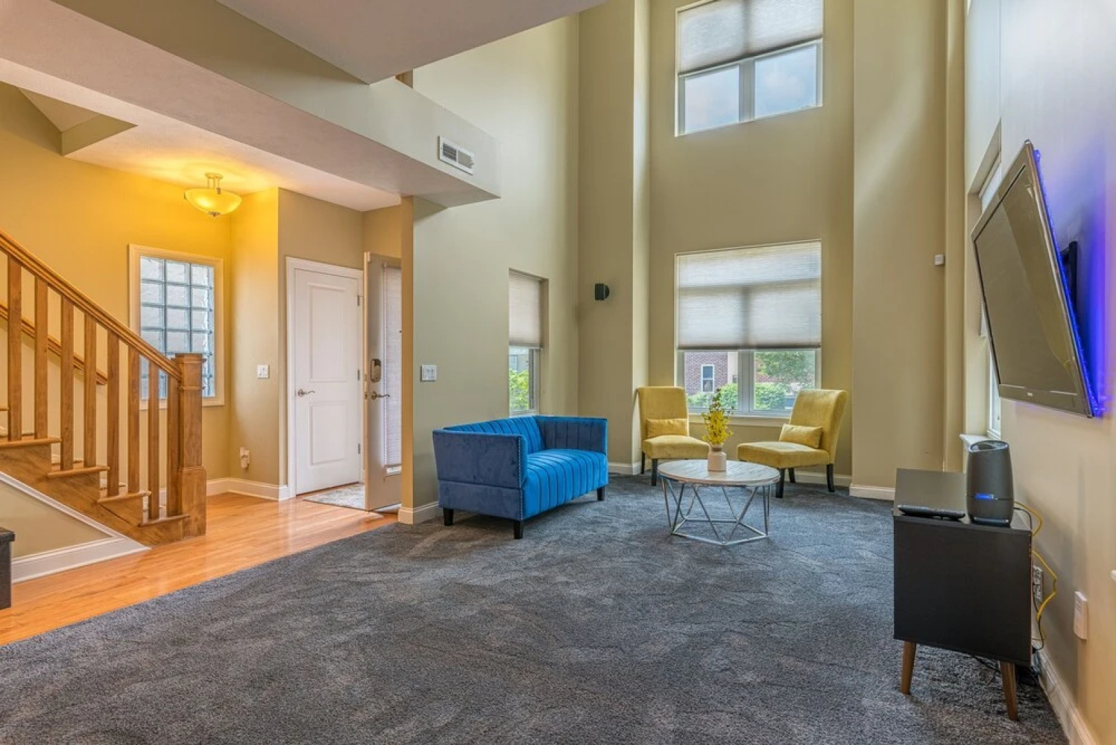 Central Cleveland Gem W/ Direct Skyline View! 2 Bedroom Home by Redawning