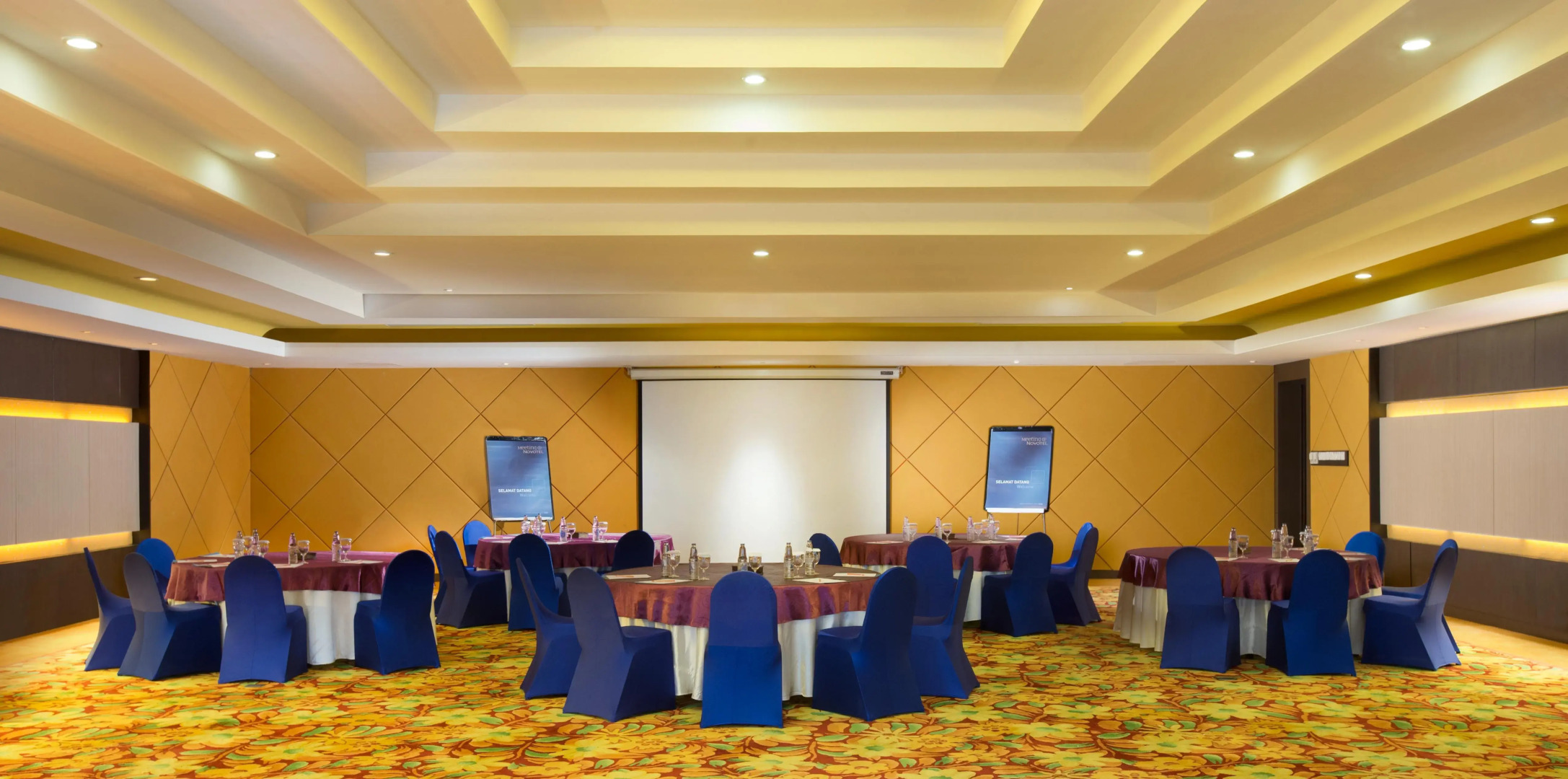 Отель Novotel Bali Nusa Dua - Hotel & Residences