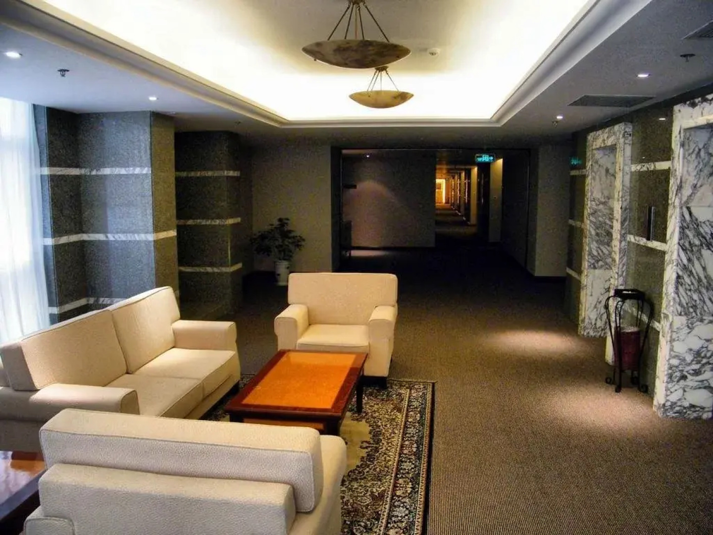 Imperial Court Hotel Gezhouba VIP Building